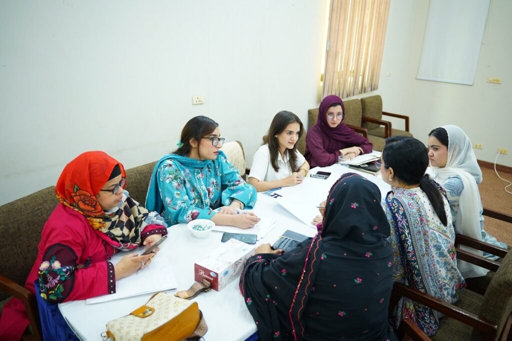 سرچ فار جسٹس کے زیر اہتمام ایک روزہ تربیتی ورکشاپ کا انعقاد،نوجوانوں کی بھرپور شرکت 3 WhatsApp Image 2026 05 05 at 7.39.43 AM