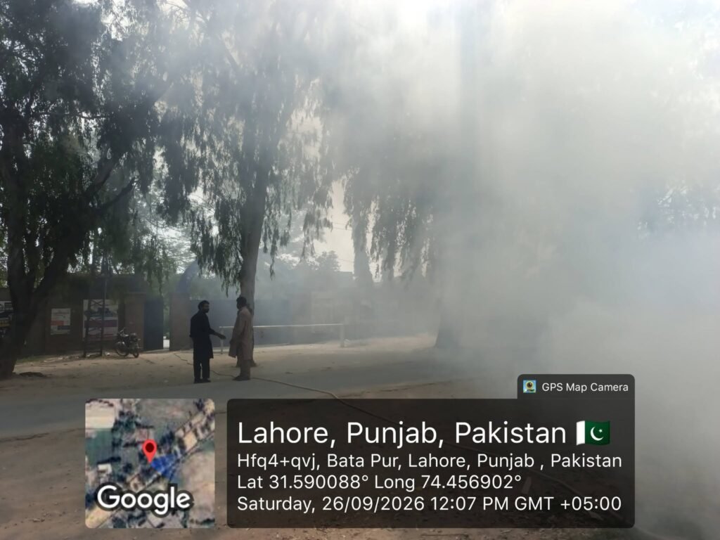 پنجاب کی سینئر وزیر کہاں ہیں ؟ کیا ڈرون ٹیکنالوجی ناکام ہوگئی ؟ شہر لاہور کے سرکاری کالج میں کوڑا جلنے لگا 1 WhatsApp Image 2026 09 26 at 1.11.22 PM