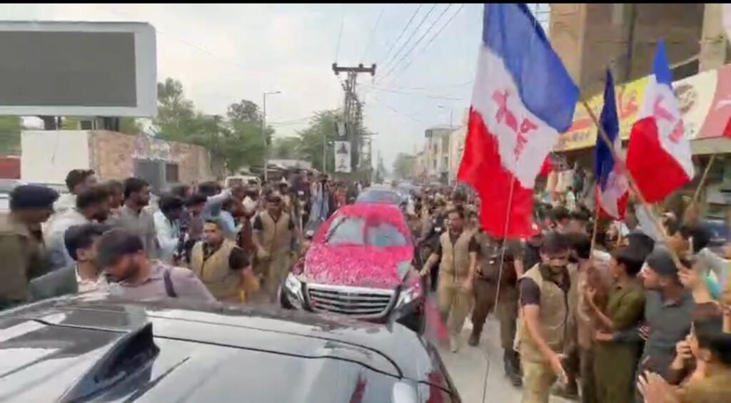 "میں پھلاں دی سیج بنڑیساں جے گھر میرے توں آویں" مریم نواز کا ساہیوال میں شاندار استقبال کون کون سے منصوبوں کا افتتاح کیا ؟ 1 WhatsApp Image 2026 10 16 at 4.14.04 PM